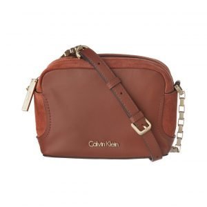 Calvin Klein Carolyn Suede Mini Crossbody Nahkalaukku