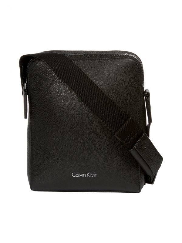 Calvin Klein Double Tack Slim Reporter Laukku