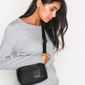 Calvin Klein Fluid Small Crossbody Olkalaukku Musta