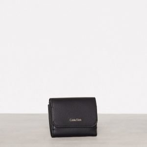 Calvin Klein Metropolitan Medium Wallet Lompakko Musta