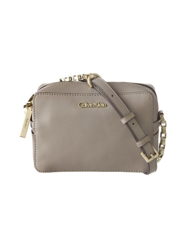 Calvin Klein Micro Crossbody Nahkalaukku