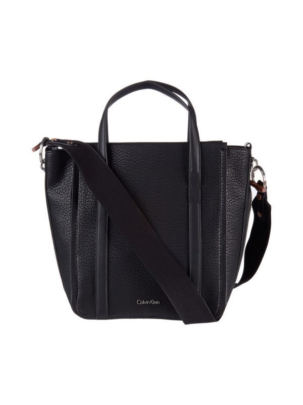 Calvin Klein Quinn Tote Laukku