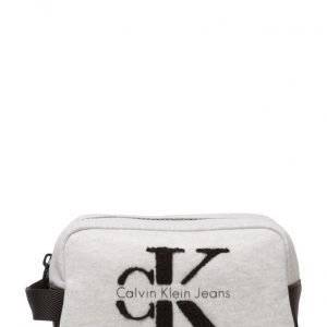 Calvin Klein Re-Issue 2.0 Washbag toilettilaukku