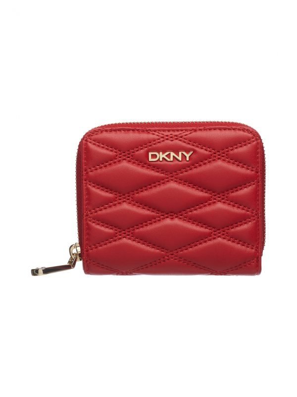 Dkny Gansevoort Quilted Nappa Nahkalompakko