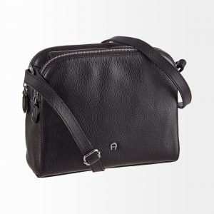 Etienne Aigner M Crossbody Nahkalaukku