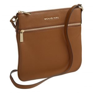 Michael Kors Bedford Flat Crossbody Nahkalaukku