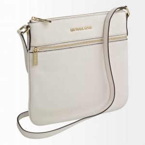 Michael Kors Bedford Flat Crossbody Nahkalaukku